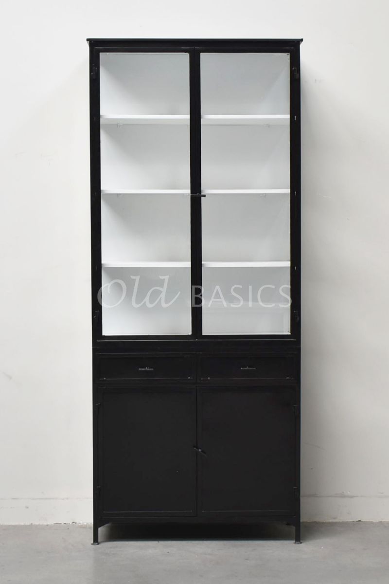 Detail van Apothekerskast Ivar Ladre NB, zwart, materiaal staal